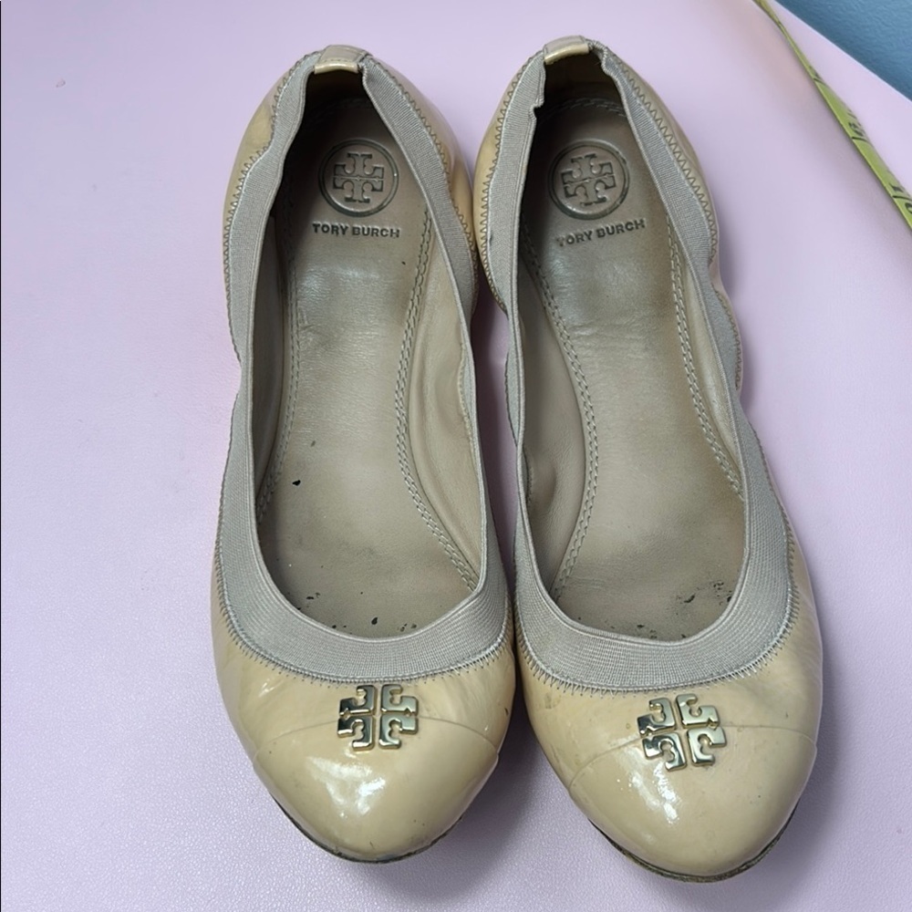 Tory Burch Beige Leather Cap Toe Ballet Flats